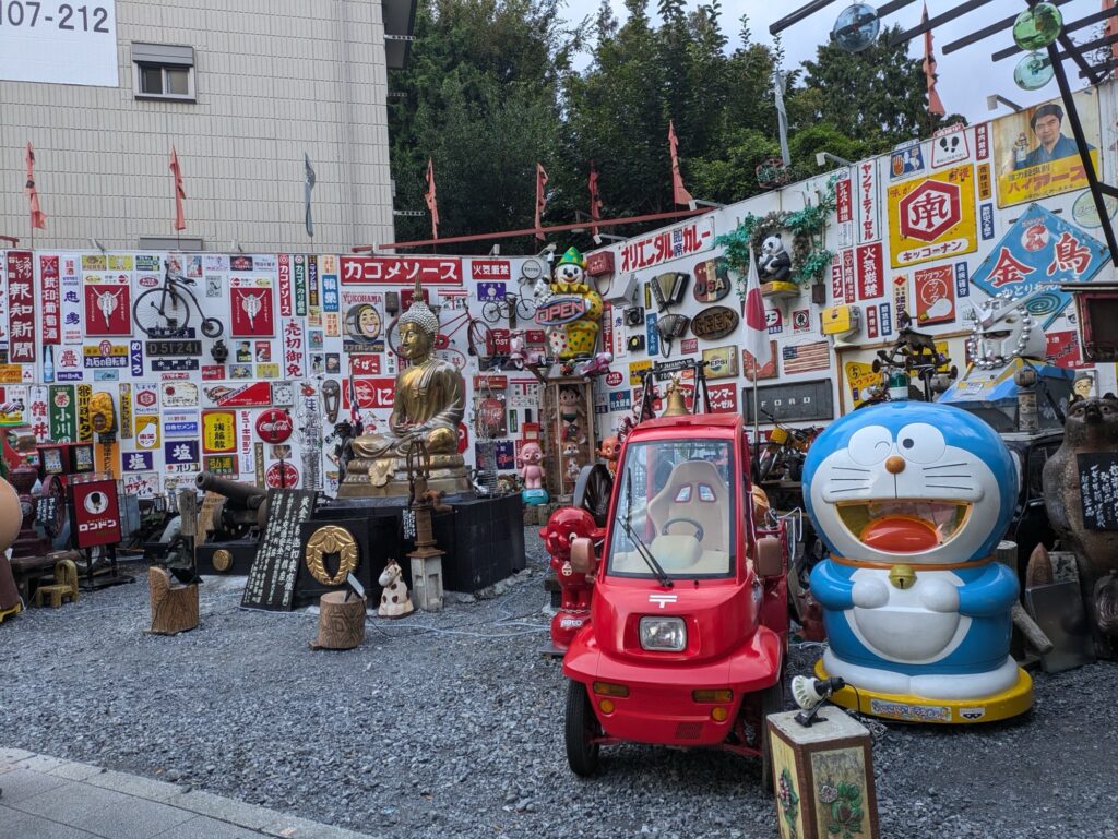 熊野神社横
